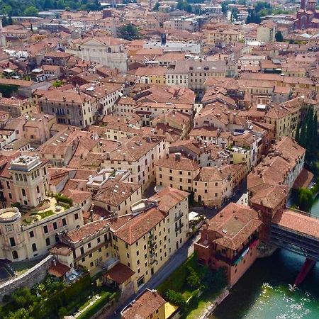 Apartamento Palladio Bridge Penthouse Bassano del Grappa Exterior foto