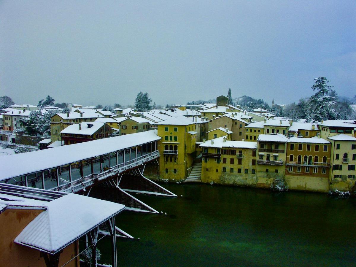 Apartamento Palladio Bridge Penthouse Bassano del Grappa Exterior foto