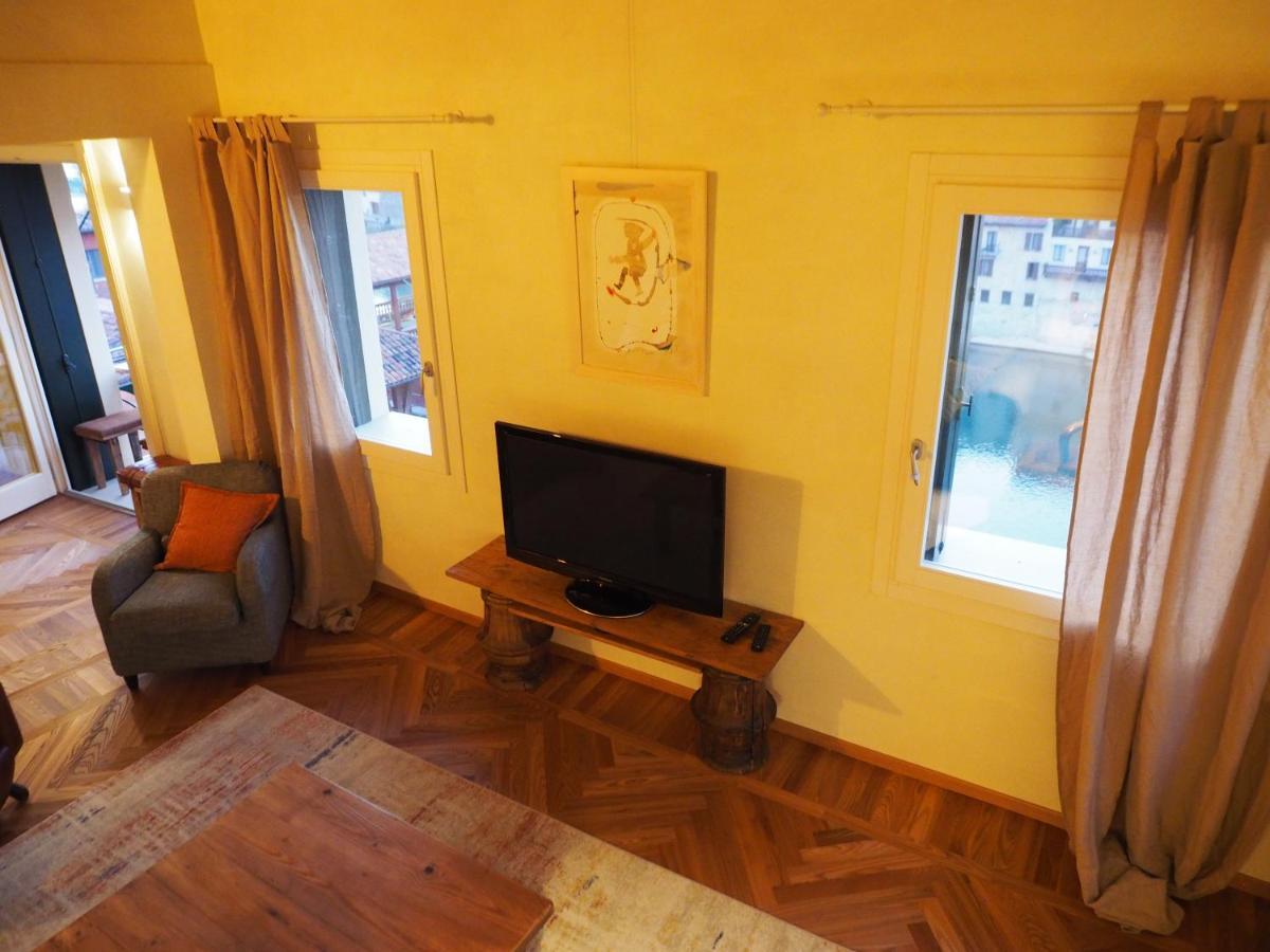 Apartamento Palladio Bridge Penthouse Bassano del Grappa Exterior foto