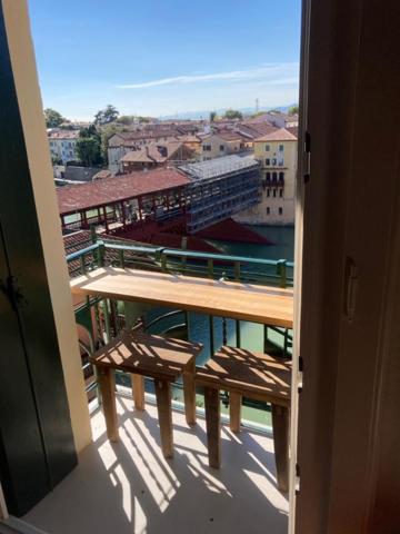 Apartamento Palladio Bridge Penthouse Bassano del Grappa Exterior foto